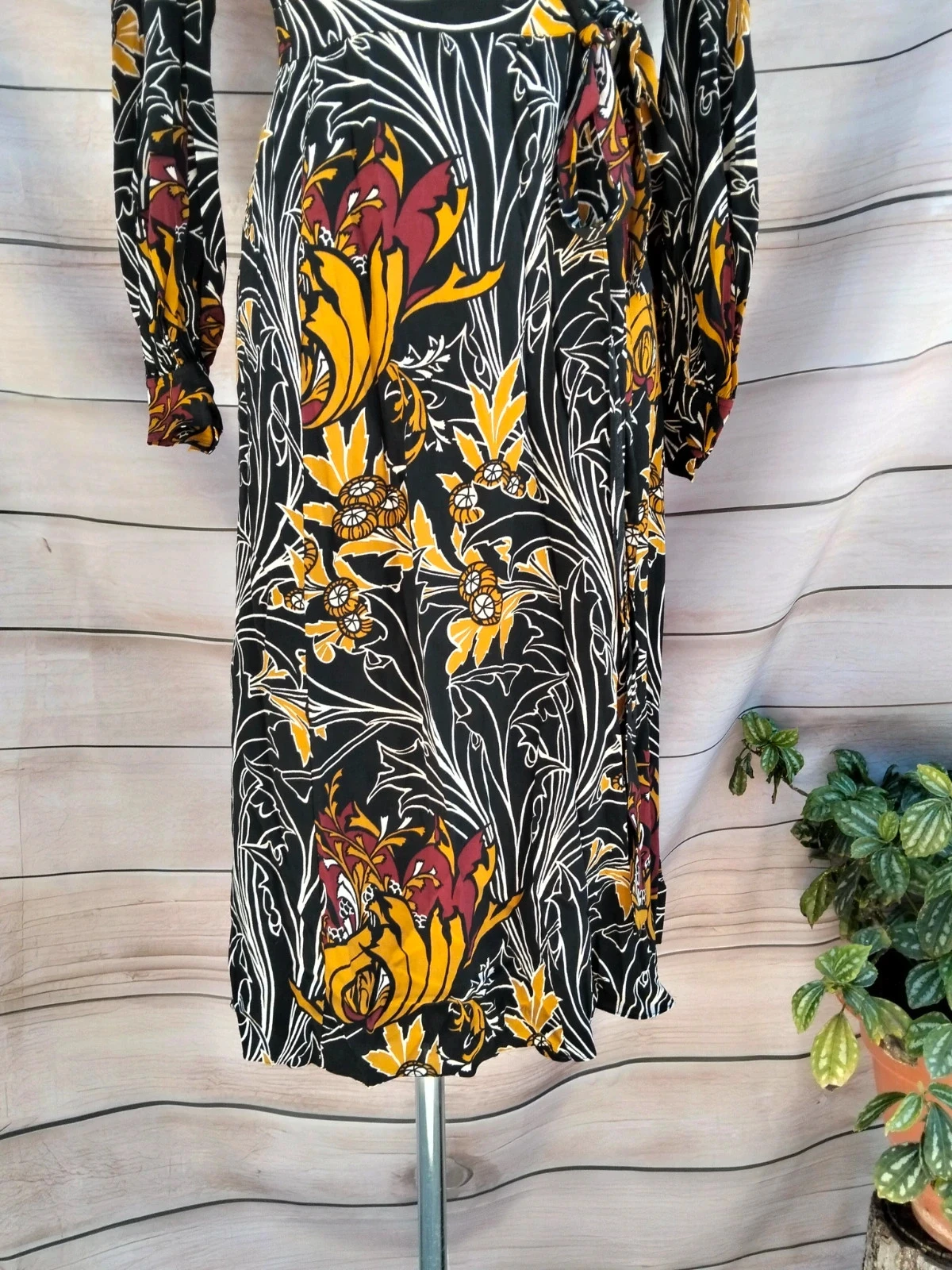 Vestido cruzado estampado floral – manga longa – costas abertas – Tamanho M 🏳 – photo 3